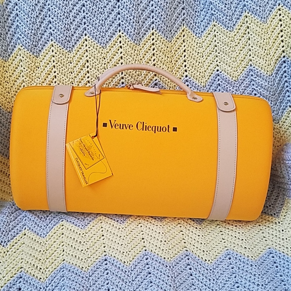 City Traveler Clicquot champagne